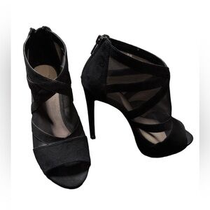 ⭐️ Mix No. 6 Black Mesh Heels- size 8